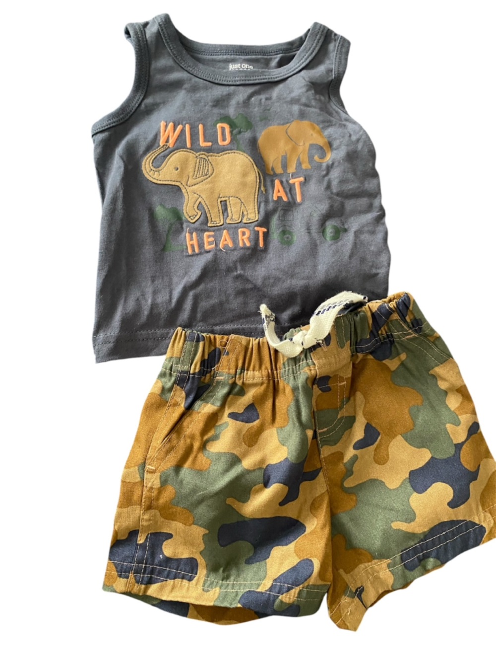 Wild at Heart Elephant Tank & Camo Shorts Set - Gray/Green